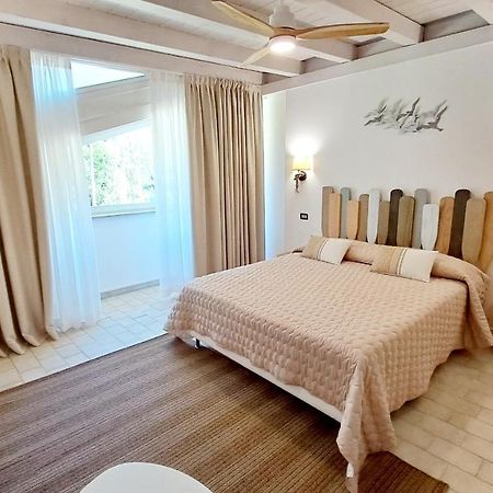 Villa Barbara Fra I Pini 利尼亚诺萨比亚多罗 外观 照片